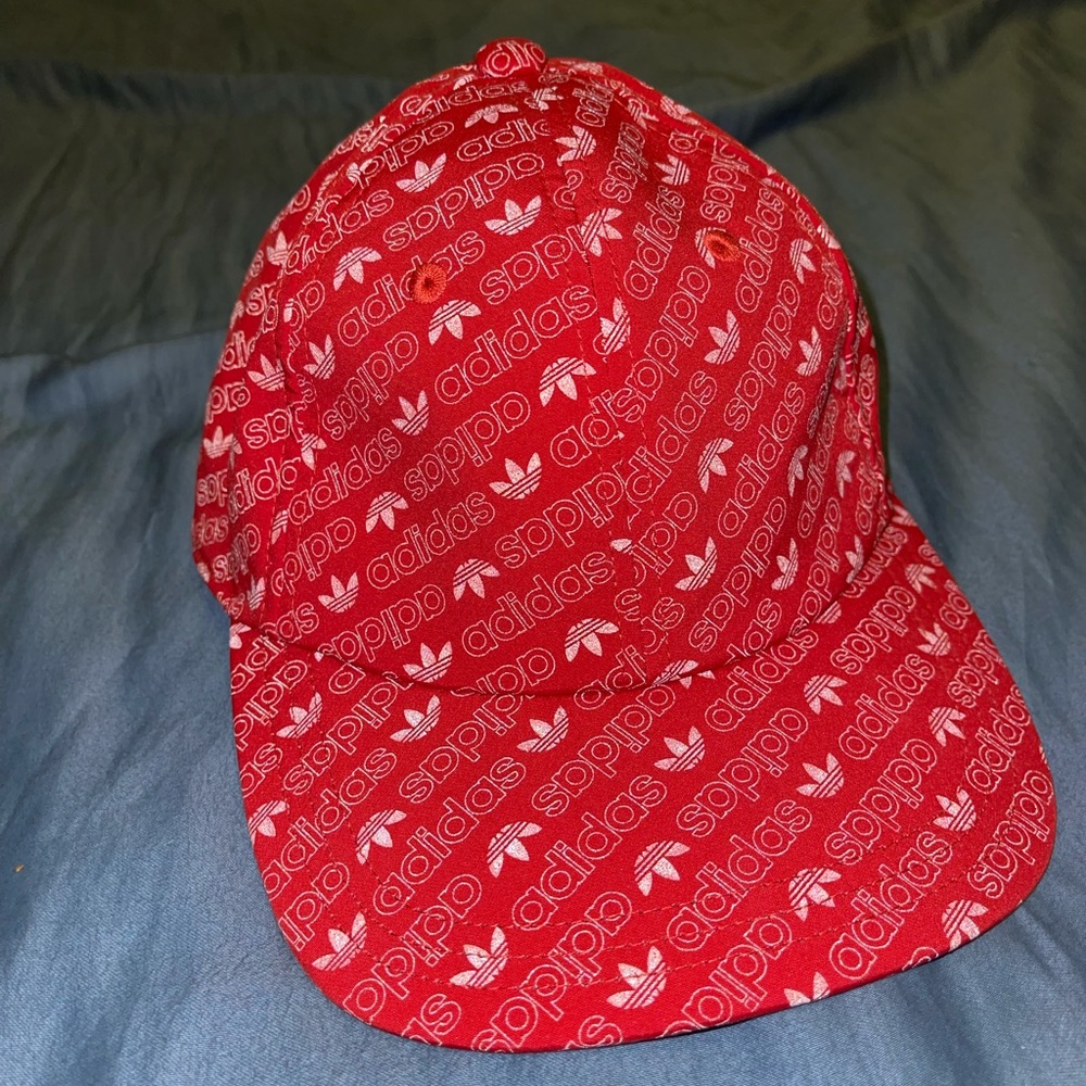 Adidas Originals Unisex Trefoil Hat.